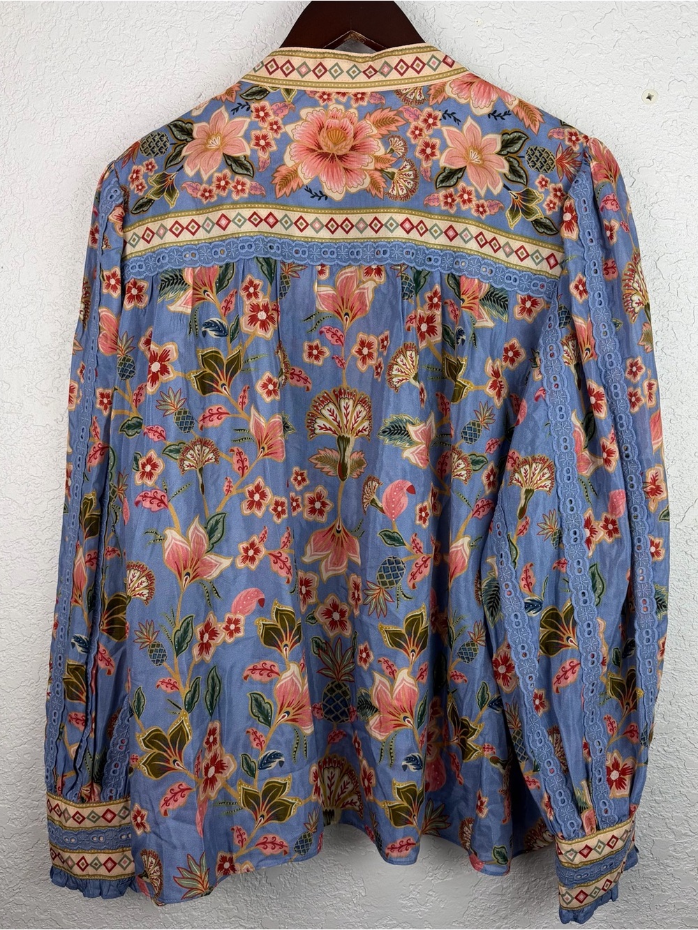 Farm Rio | Super Bloom Tapestry Blouse New - Picture 5 of 11
